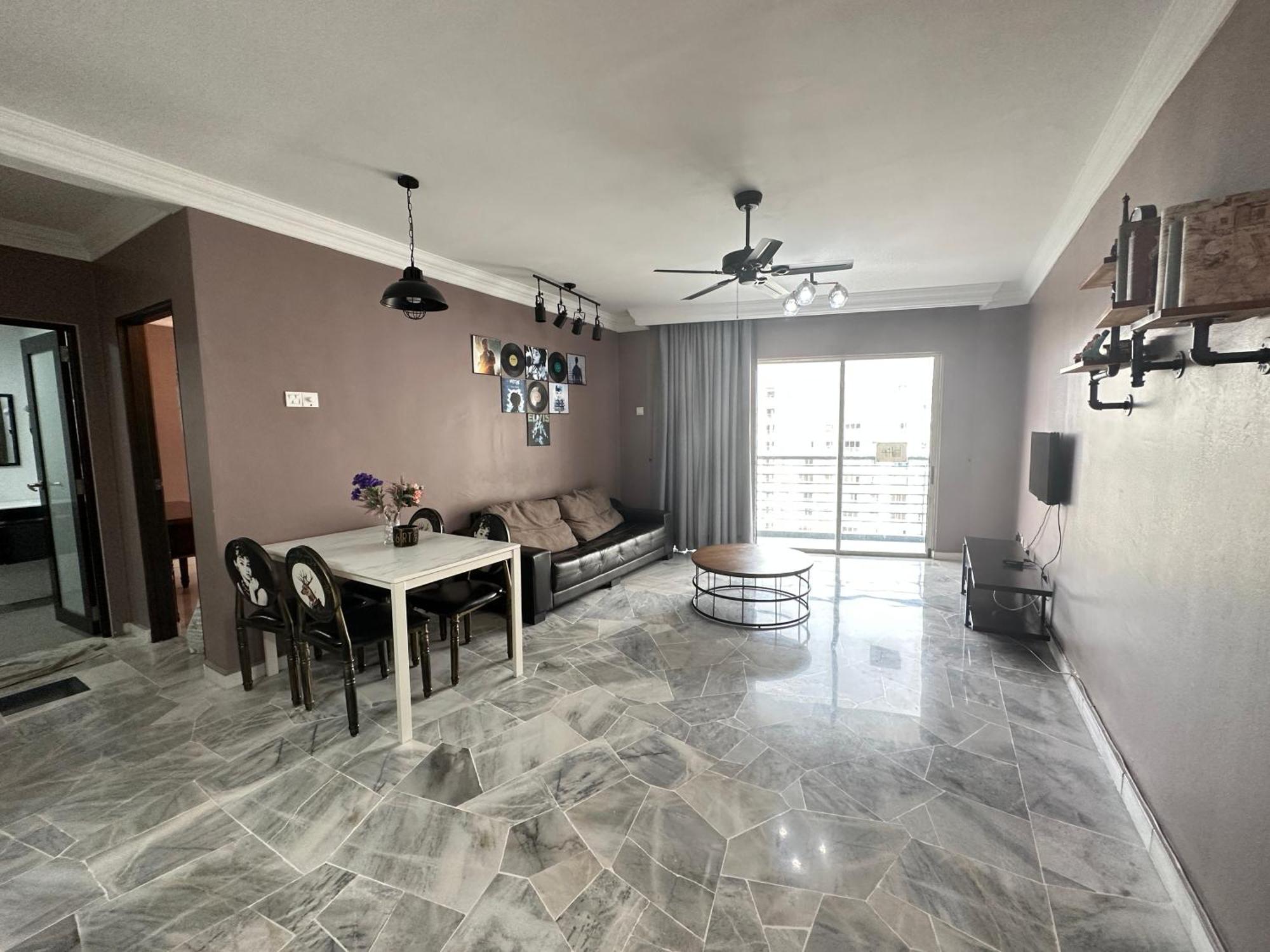 B 13a-7 De Marina View Apartment